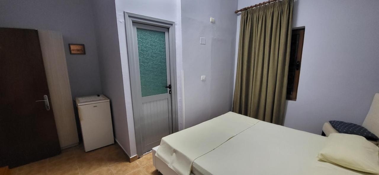 Jon Rooms Himare Exterior foto