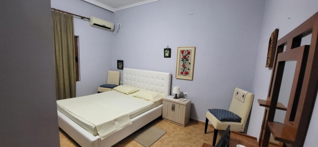 Jon Rooms Himare Exterior foto